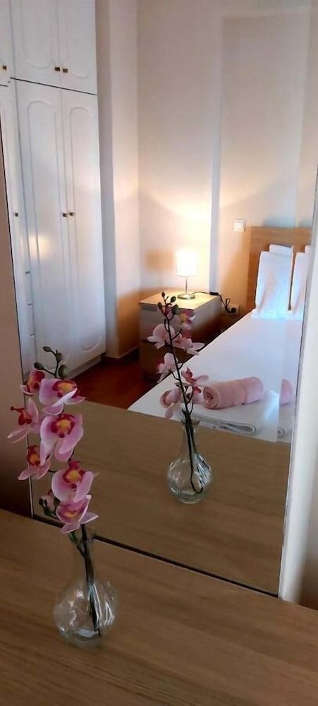 undefined GTD33801 - Aura Acropolis View 5