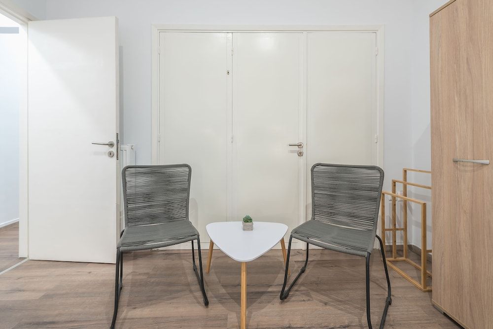 undefined Cloudkeys Spacious Family Home in Thisio 8