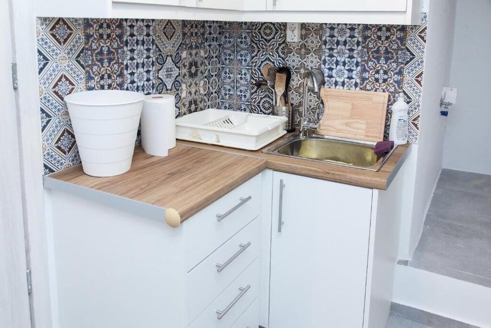 undefined Cozy studio in Athens 8