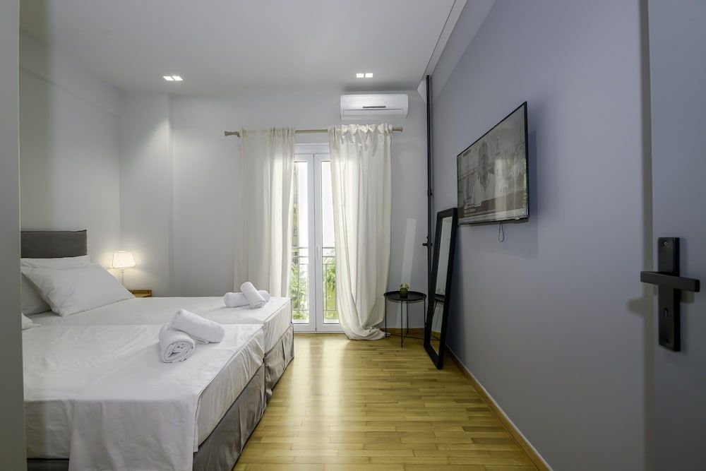 undefined Lush 2bed apt. at the Acropolis 6
