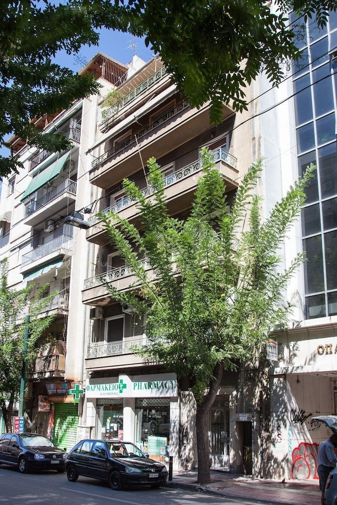 undefined Cute apartment in the centre of Athens 3