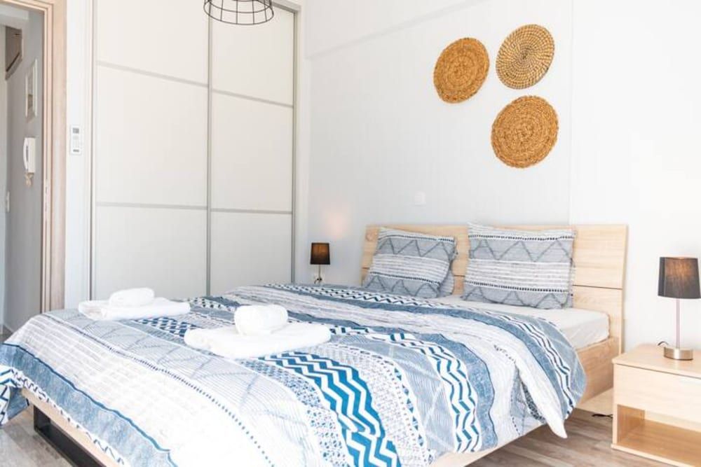 undefined Friendly Accommodation-GTD33701