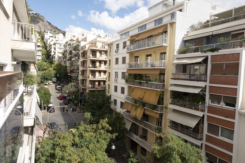 undefined Phaedrus Living: Luxury Penthouse Ploutarchou 2