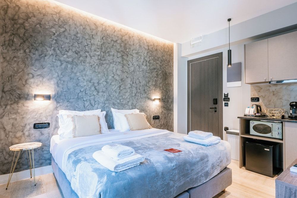 undefined Royalty Suites Psyrri 2