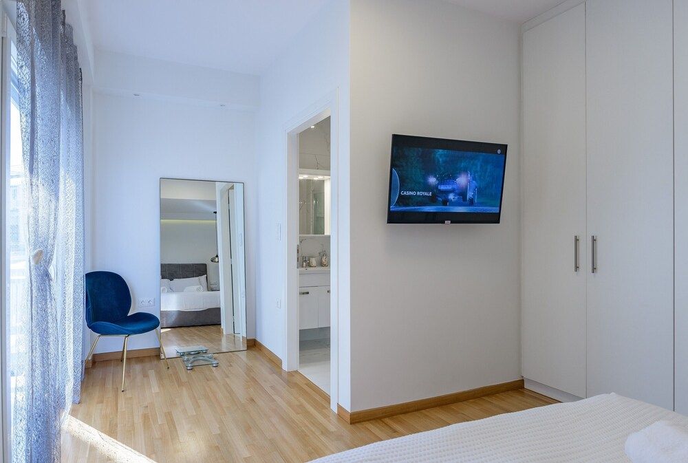 Lush Sapphire apt in the heart of Athens Deluxe Apartment 15
