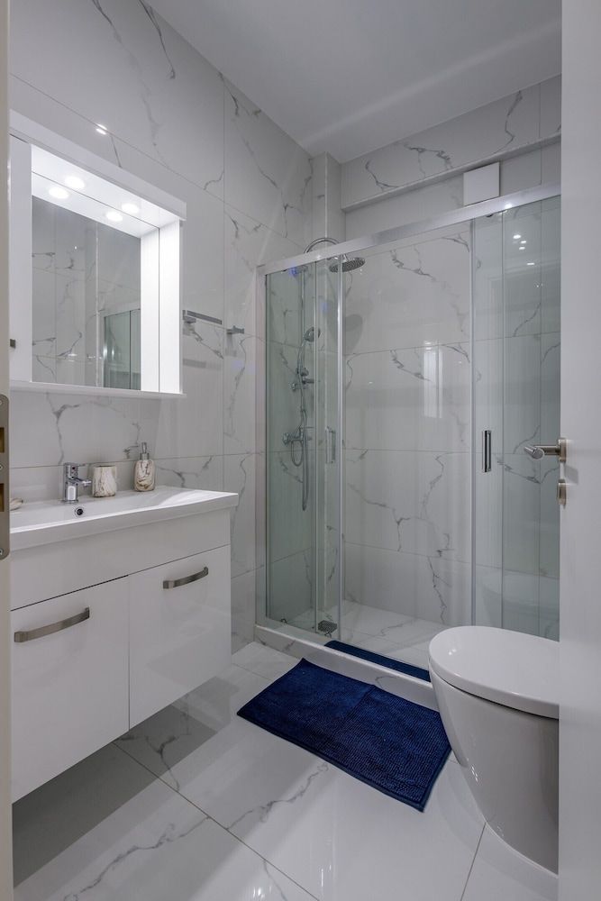 Lush Sapphire apt in the heart of Athens Deluxe Apartment 11