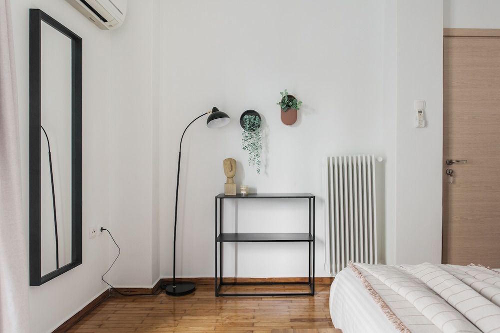 undefined Groovy 2BR Apartment in Koukaki 5