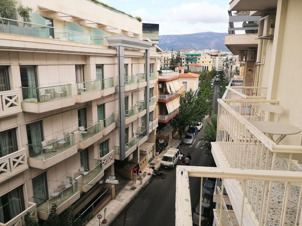 undefined Elegant apartment in Acropolis 2