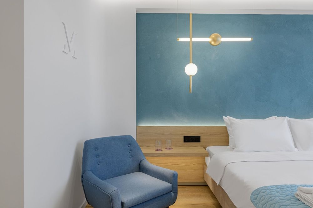 undefined Acropolis Magenta 10