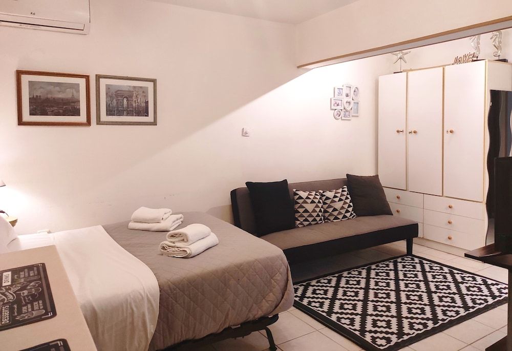 undefined Lamda Vintage Apartment 4