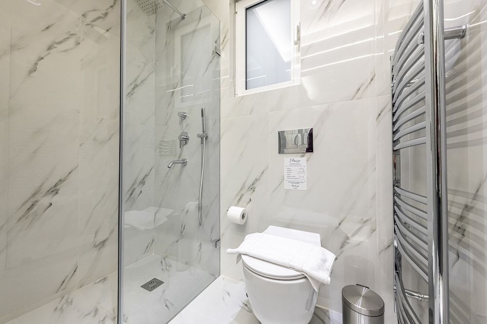 Phaedrus Living: City Center Luxury Flat N. Kosmos Luxury Apartment 11