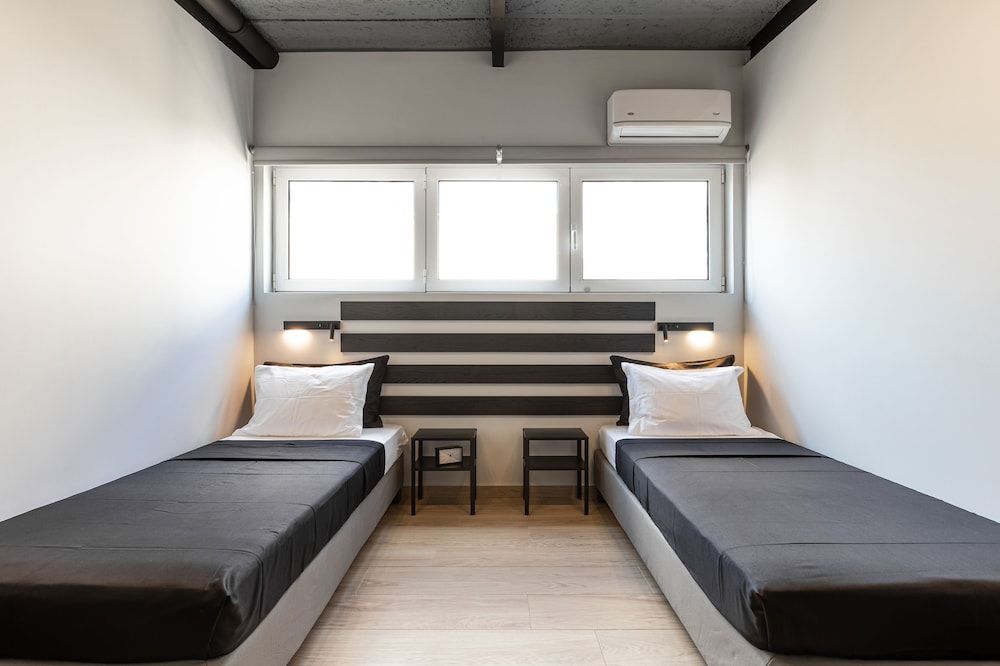 undefined Ermoo Athens Modern Living 8