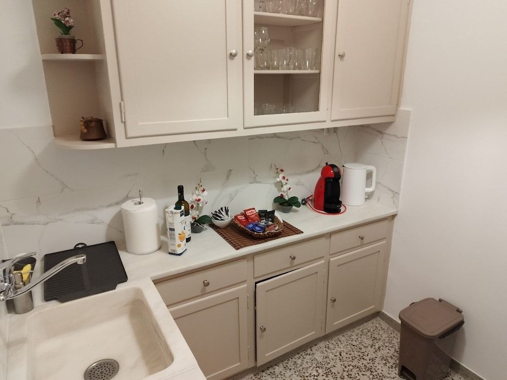 undefined Zeus Apartment 9