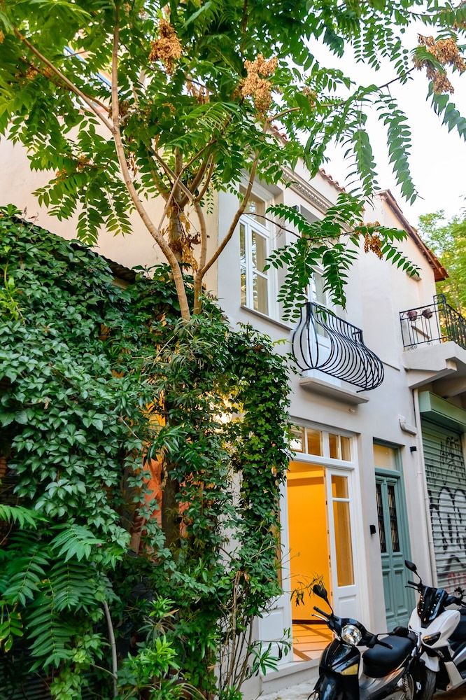 undefined Belle Athenes - Luxury Rooms at Monastiraki Railway Station 9