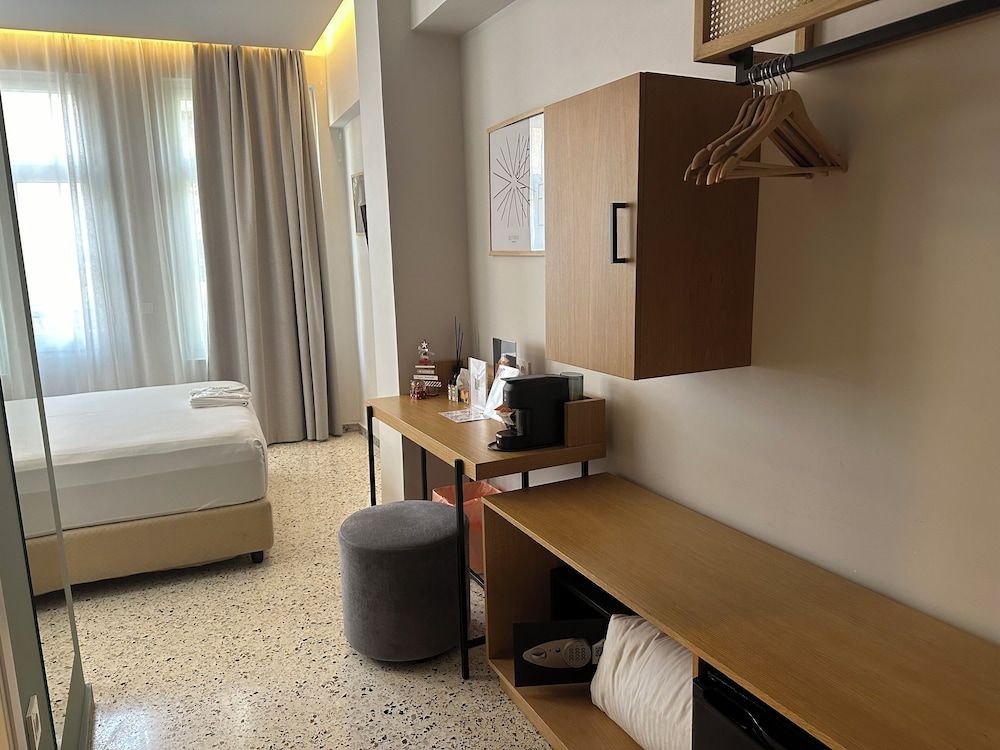 undefined Belle Athenes - Luxury Rooms at Monastiraki Railway Station 5