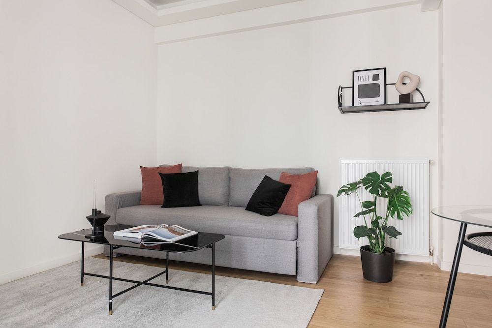 Striking 1BR Apartment in Kolonaki A Standard Apartment 16