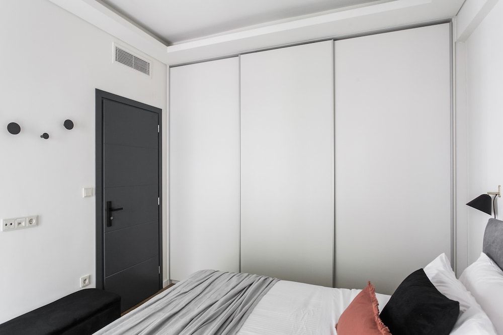 undefined Striking 1BR Apartment in Kolonaki A 5