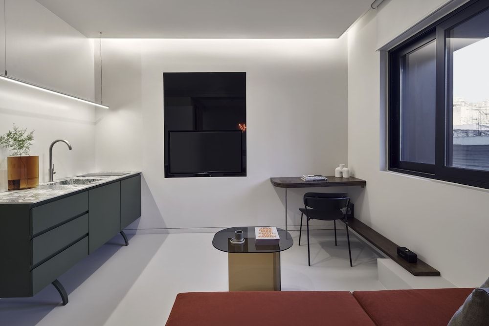 The Newel Metaxourgeio Deluxe Double Room 7