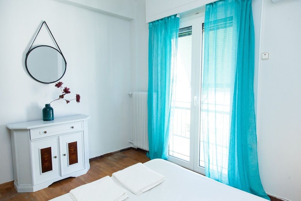 undefined Brand new apt in central Athens 6