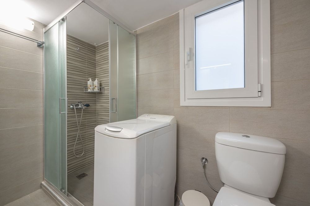 undefined Live As A Greek in Athena 7