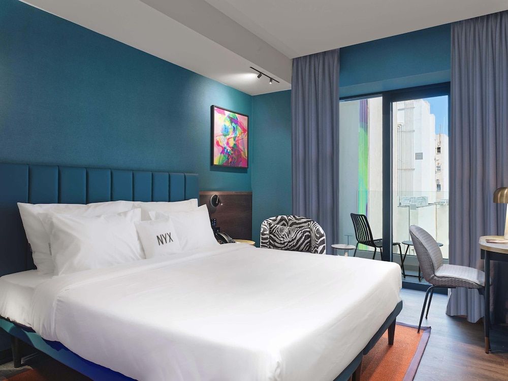 Superior Double or Twin Room (Down To Earth)