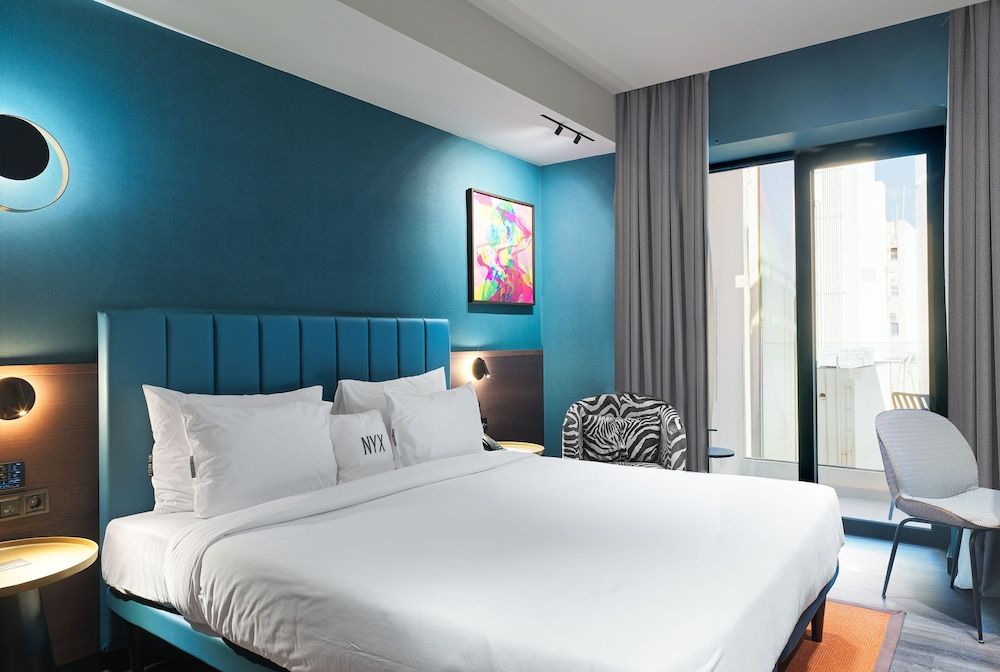 Superior Double or Twin Room (Down To Earth)