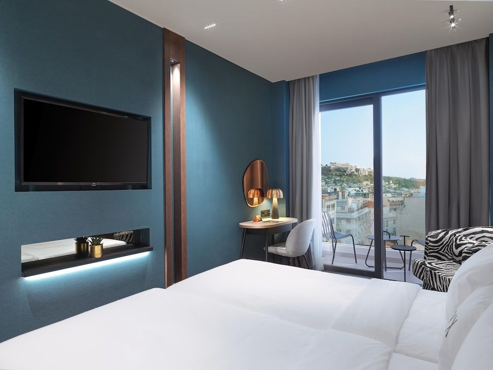 Deluxe Acropolis Room with Lounge Access