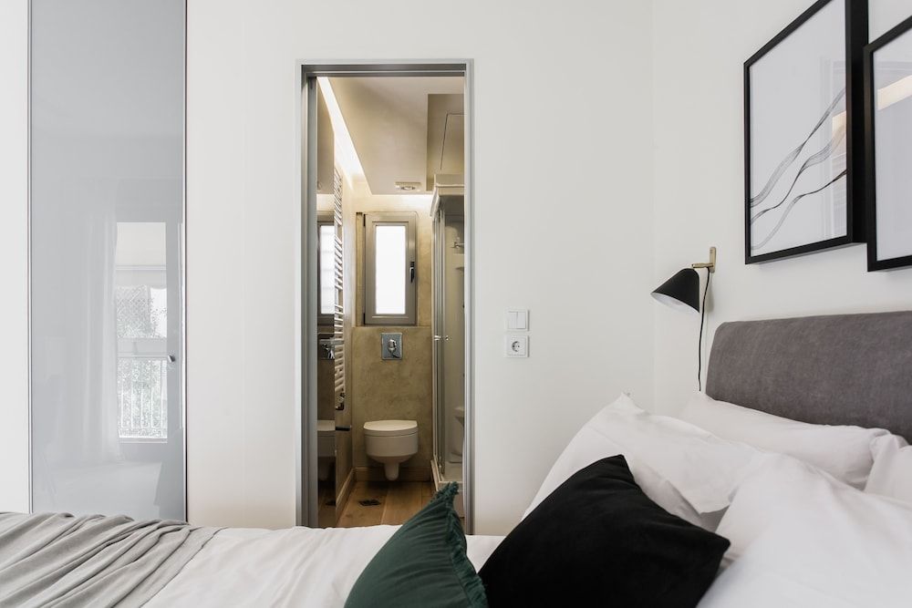 undefined Striking 1BR Apartment in Kolonaki B 5