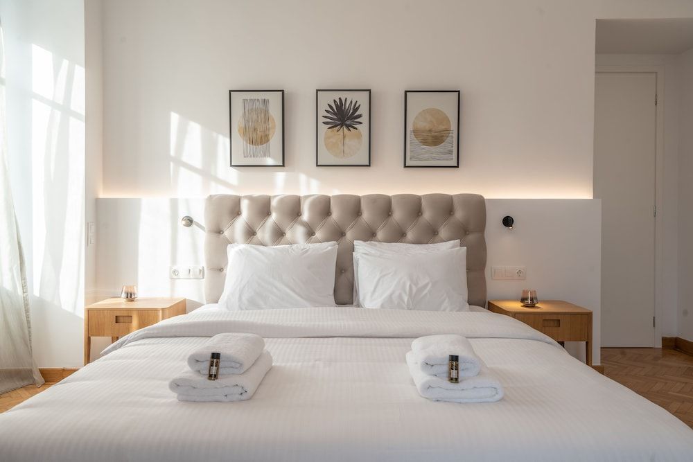 Upscale Athens Luxury Penthouse Luxury Apartment, 4 Bedrooms, Terrace, Corner 19