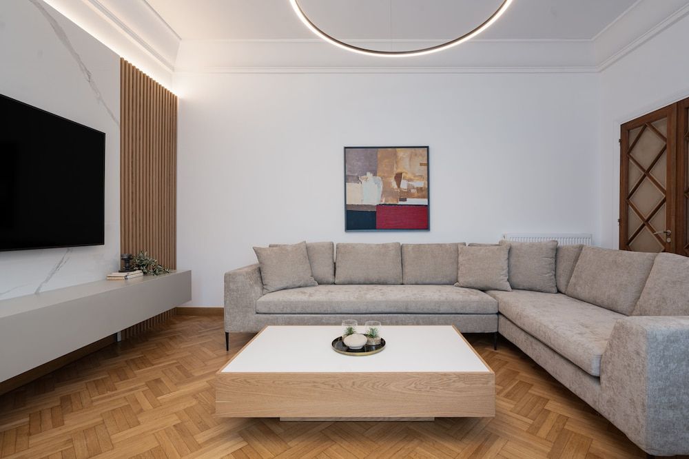 Upscale Athens Luxury Penthouse Luxury Apartment, 4 Bedrooms, Terrace, Corner 28