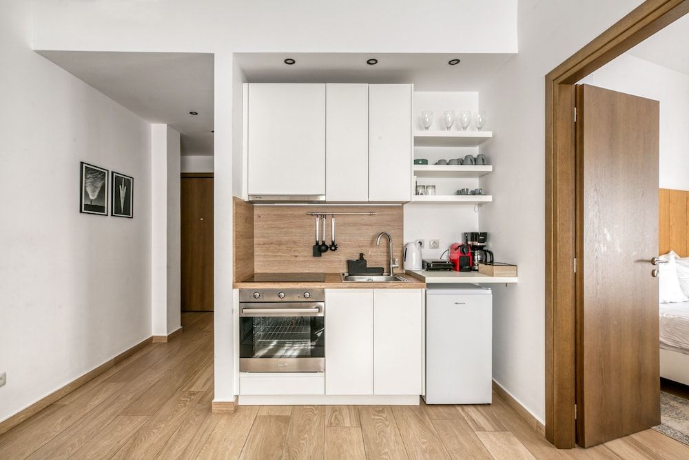 undefined Elia Kolonaki Luxury Apartments 7