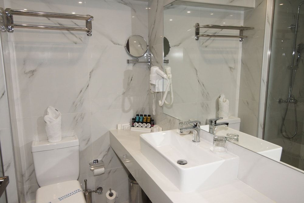 International Atene hotel Standard Room 6