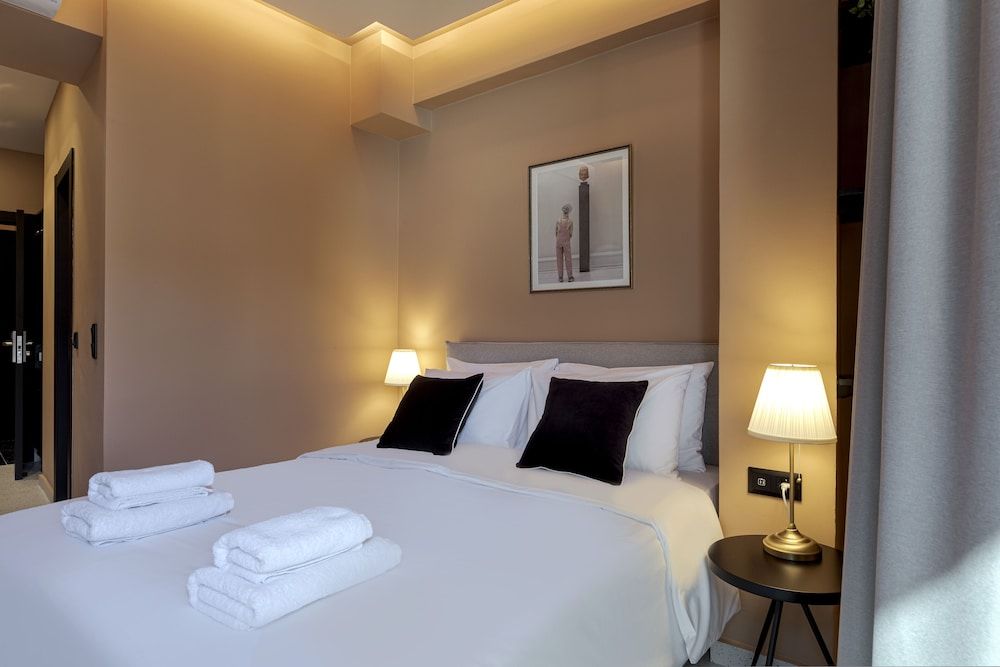 Clyde Athens by Nin&Bau Classic Room 2