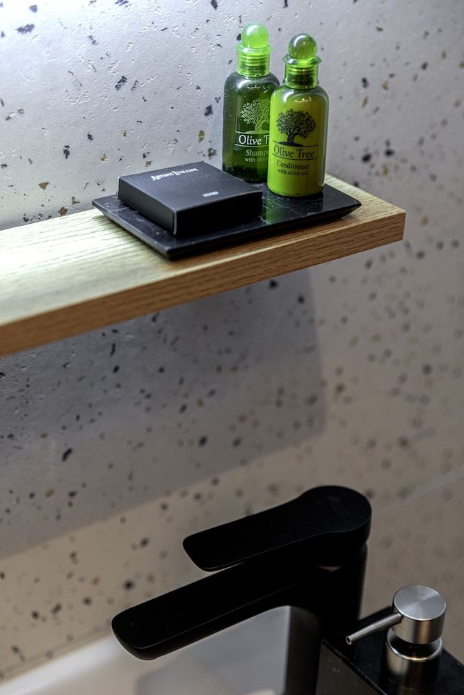 Clyde Athens by Nin&Bau Classic Room 28