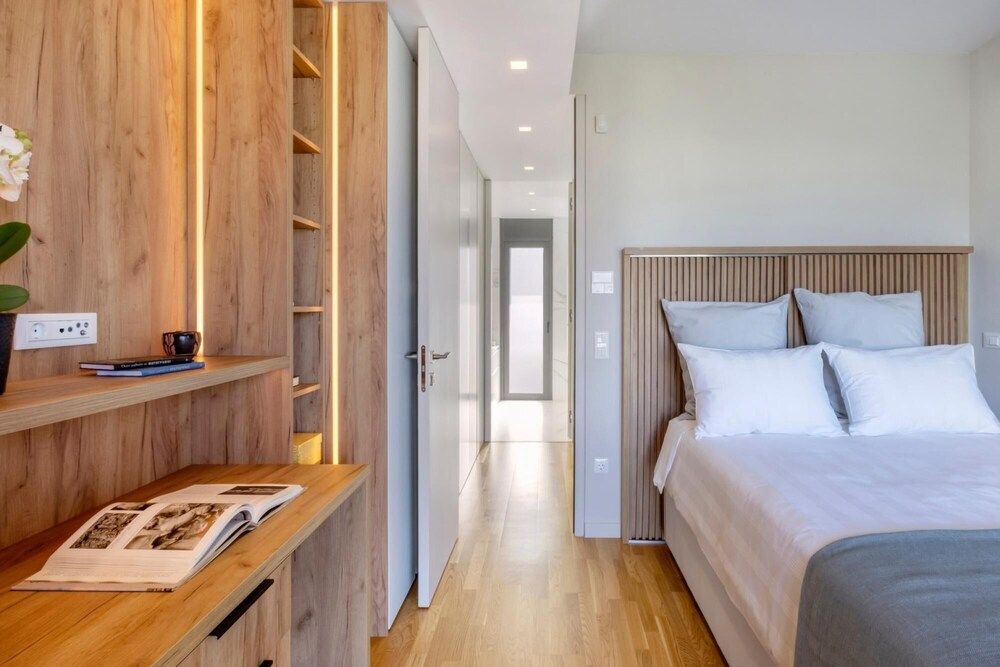 undefined Elegant Penthouse With Acropolis View 9