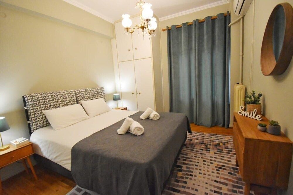 undefined Vintage Apartment 3