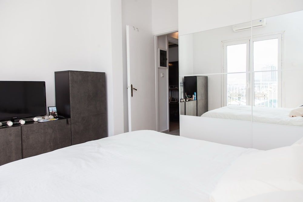 undefined Cozy apt in Central Athens with view