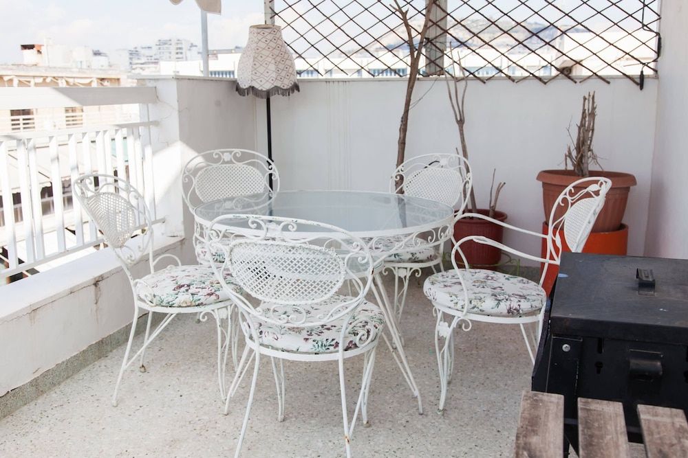 undefined Cozy apt in Central Athens with view 7