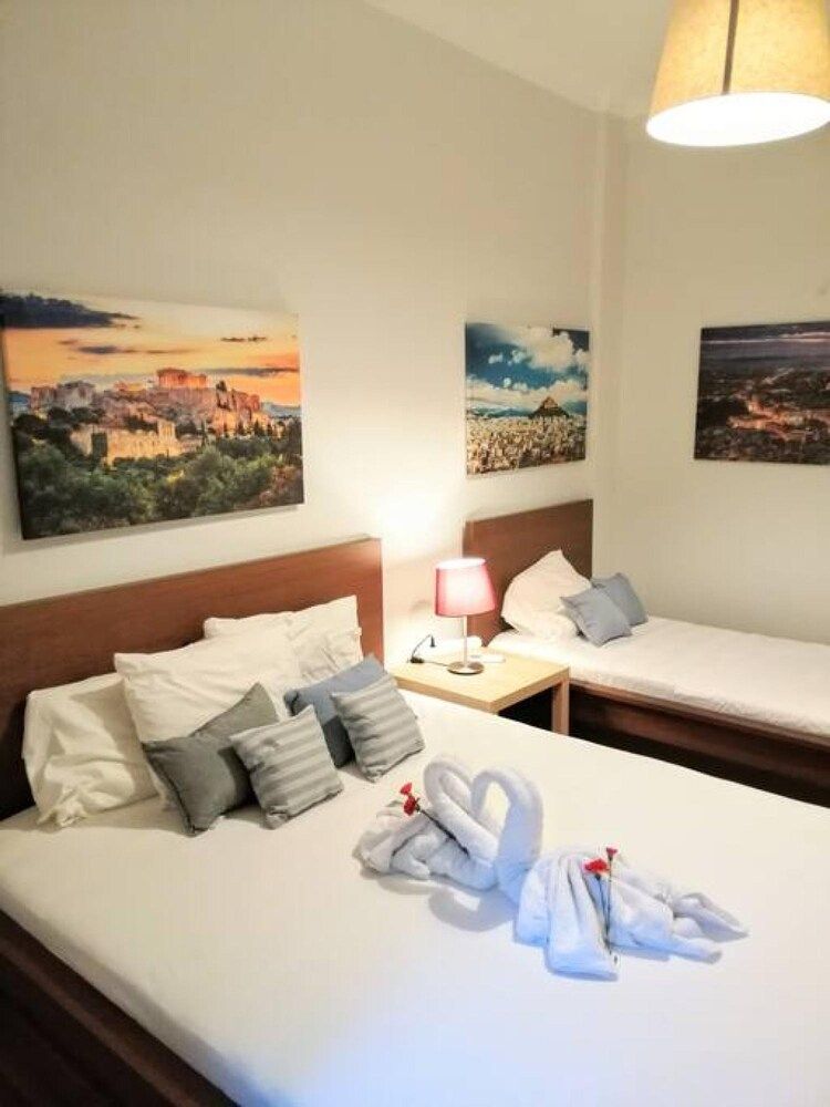 Comfortable Apartment in Acropolis Apartment 13