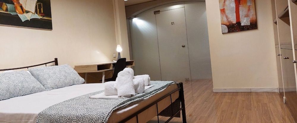 Deluxe apartment 12BD 6BATH Deluxe Apartment 7