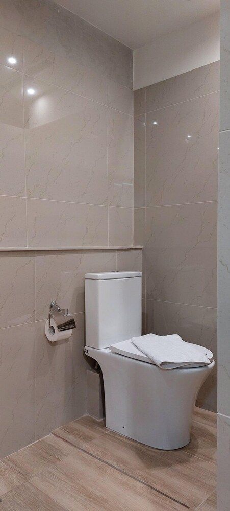 Deluxe apartment 12BD 6BATH Deluxe Apartment 41