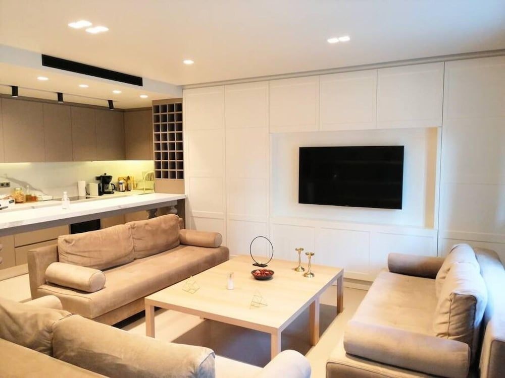 Luxurious Apartment in Acropolis Apartment 40