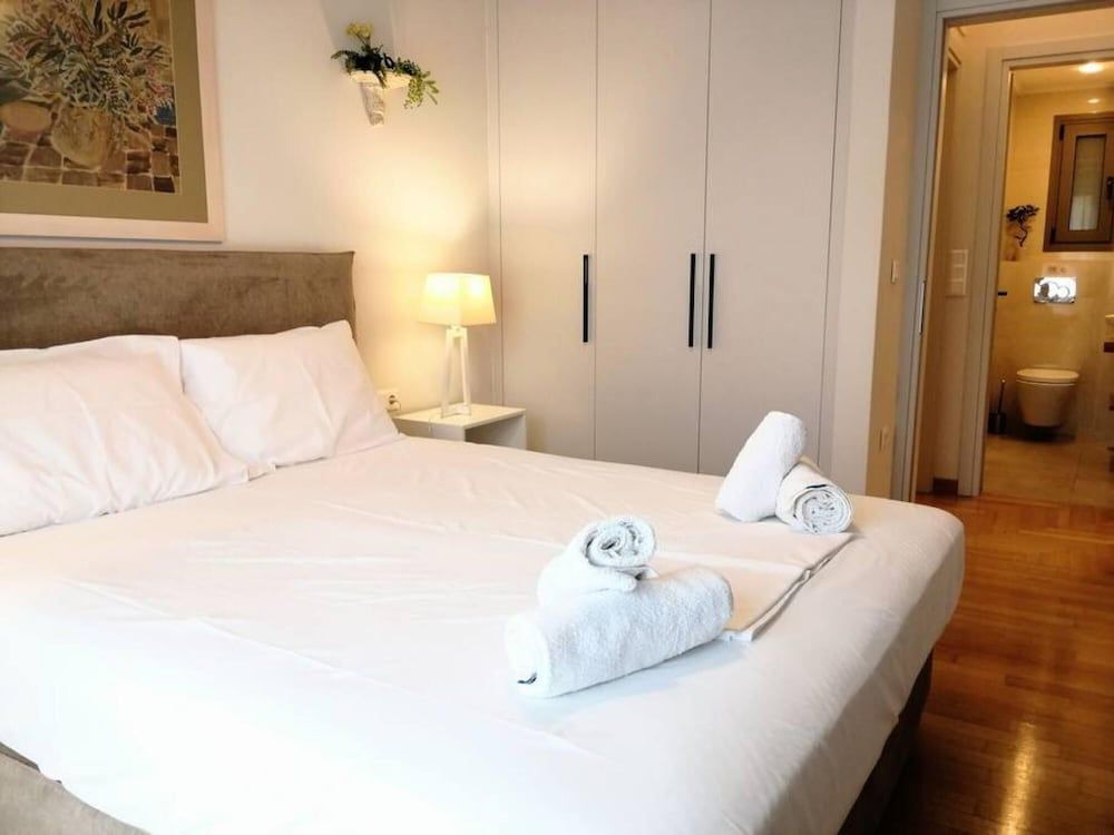 Elegant Apartment in Acropolis Apartment 10