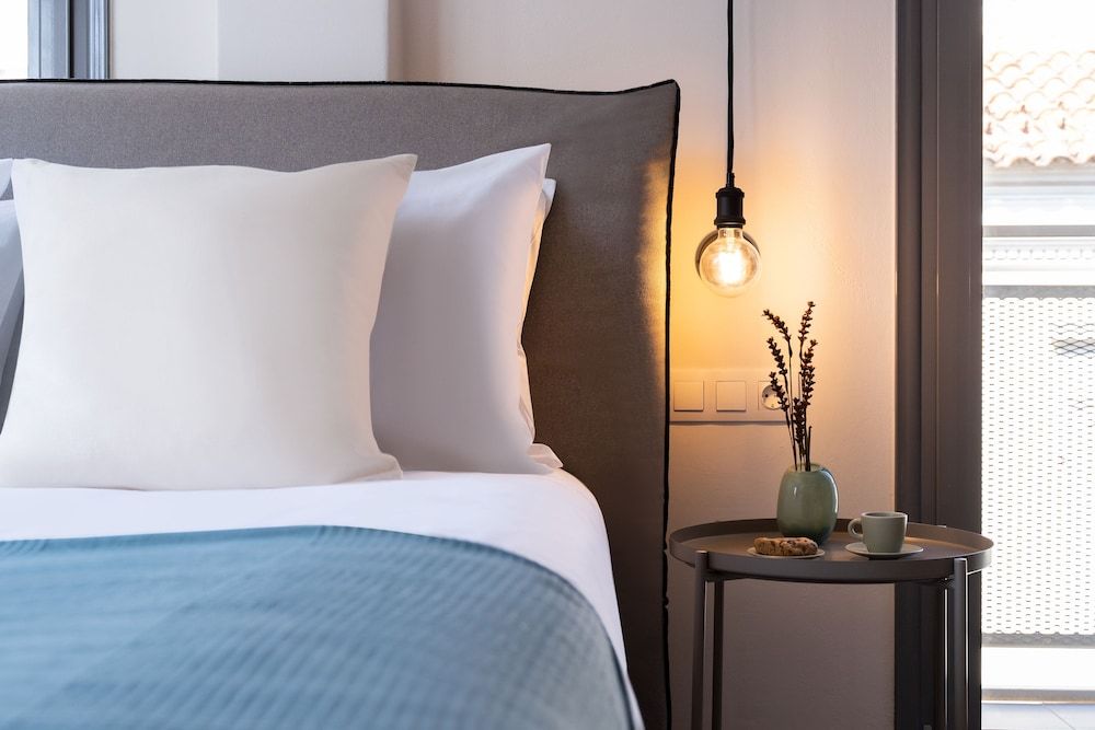 Play Psyri Athens Standard Double Room