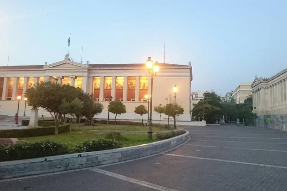 undefined Modern Apartment in Athens Center 2