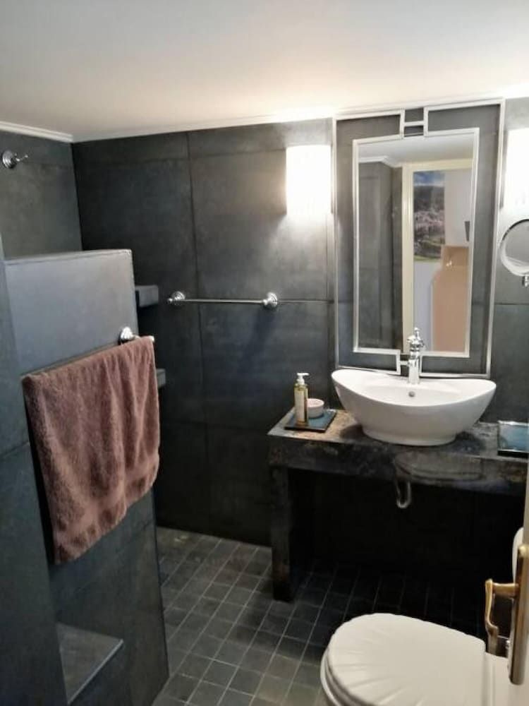 Magnificent Apartment Under the Acropolis Apartment 21