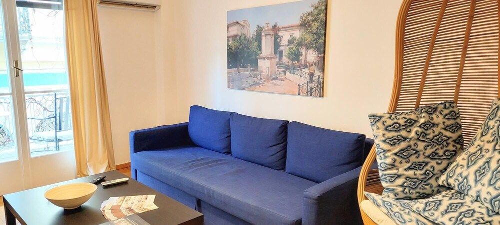 Magnificent Apartment Under the Acropolis Apartment 35