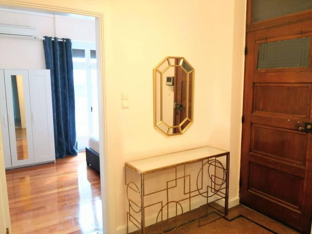 Elegant Apartment in Parliament Square Apartment 20