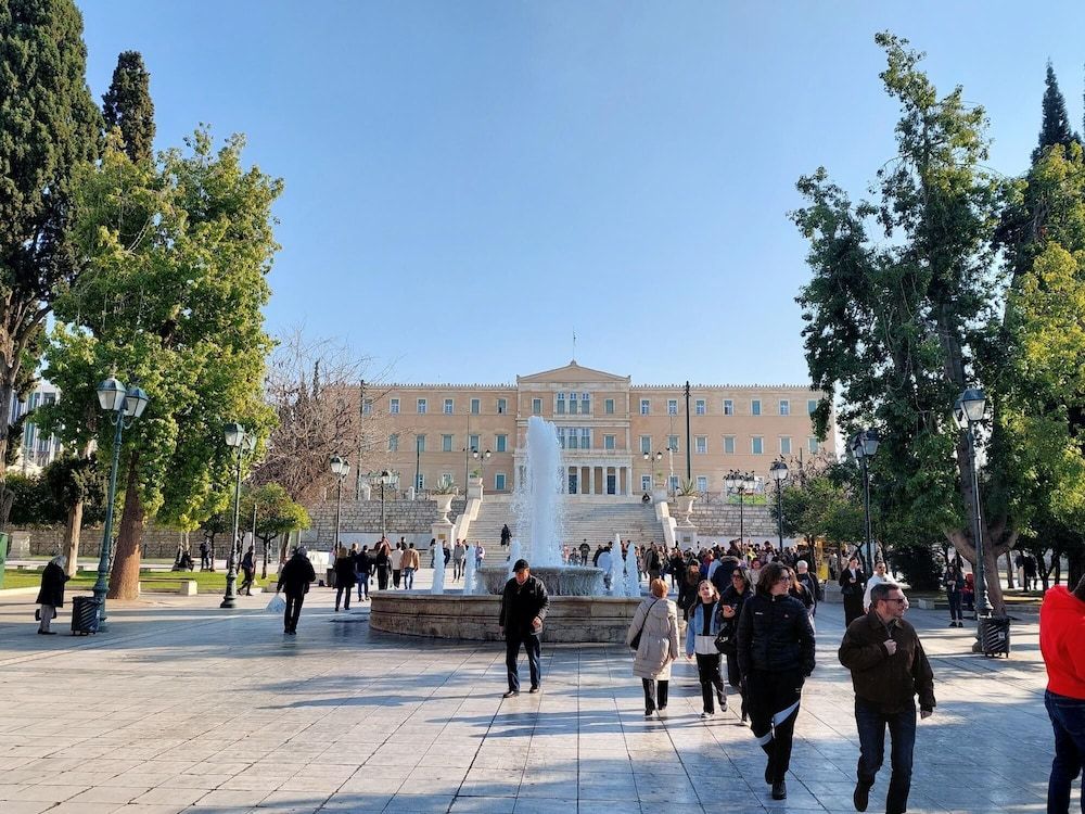 undefined Elegant Apartment in Parliament Square 10