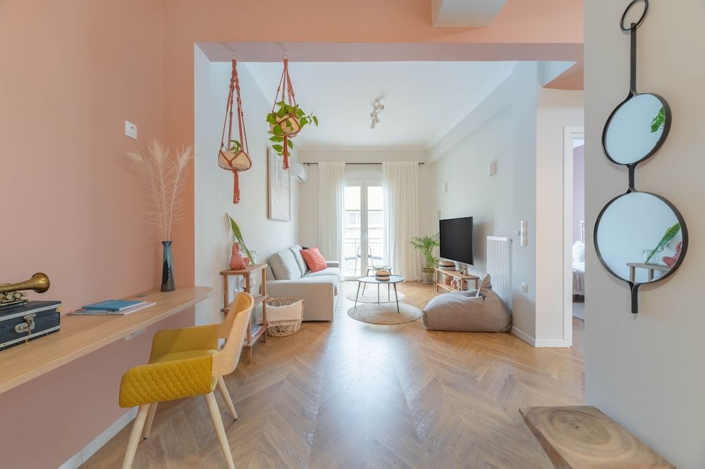 undefined Bohemian 1BR Apartment in Athens 2